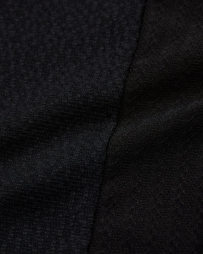 NAG SIGNATURE MOCK NECK TEE