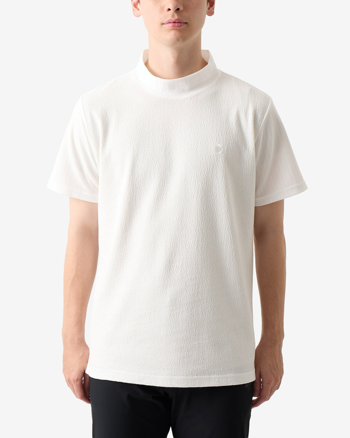 NAG SIGNATURE MOCK NECK TEE