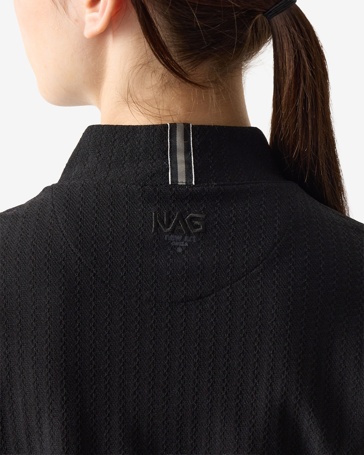 NAG PERFORMANCE MOCK NECK