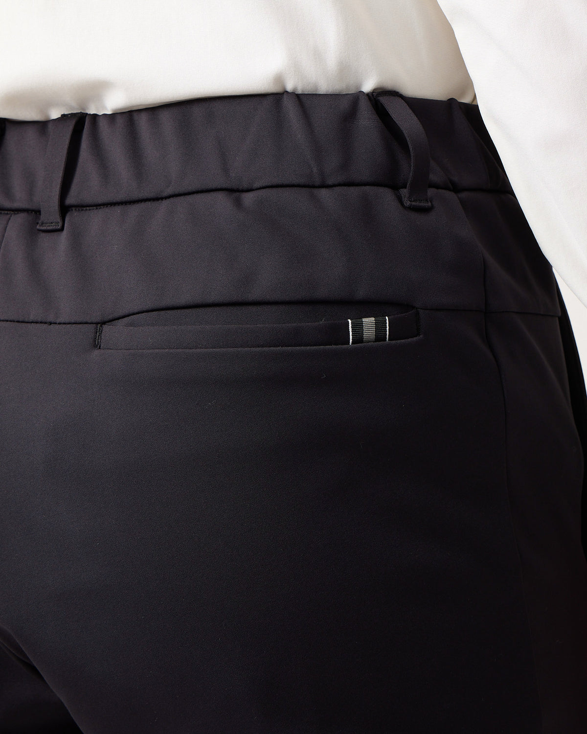 NAG CLEAN FIT TECH PANTS