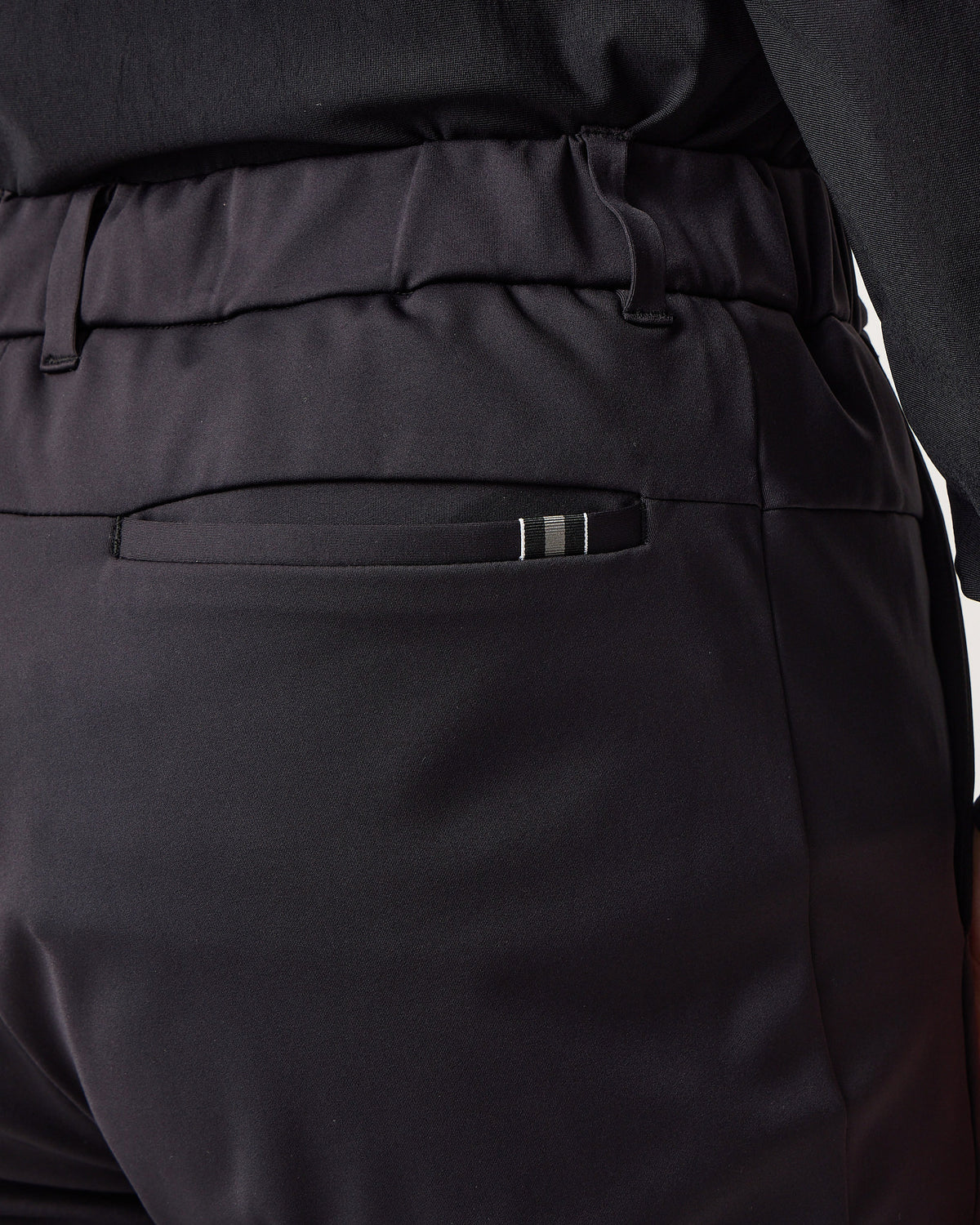 NAG CLEAN FIT TECH PANTS