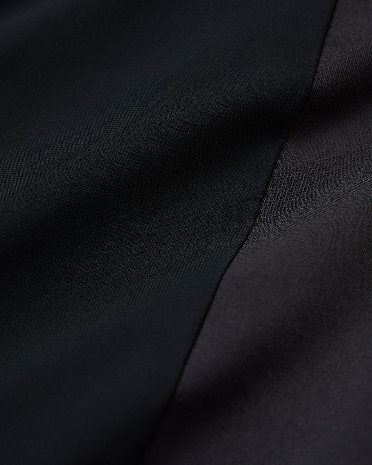 NAG HYBRID TECH ZIP HOODIE