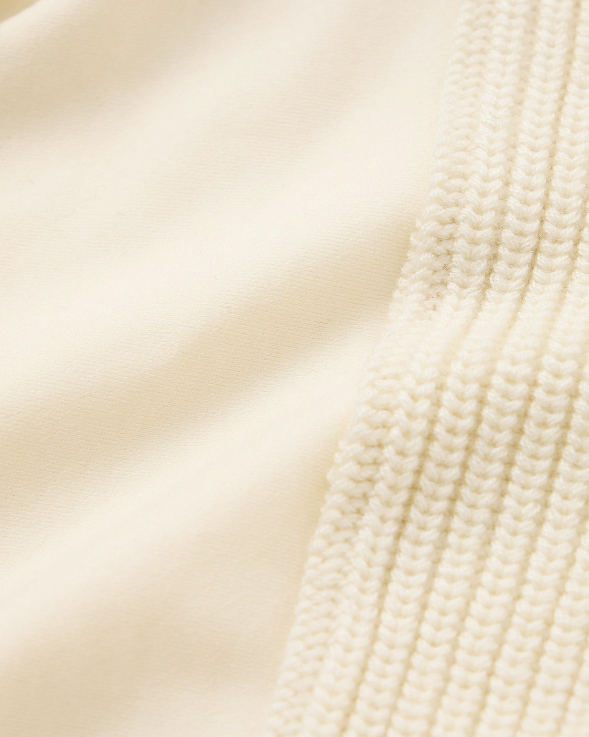 NAG HYBRID KNIT HALF ZIP