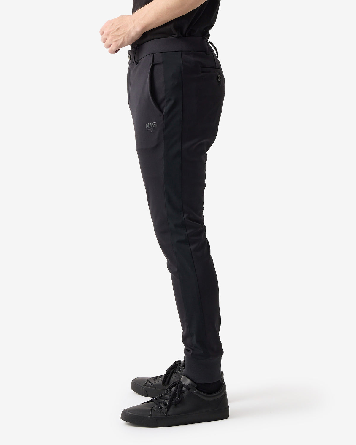 NAG SIGNATURE TAPERED PANTS