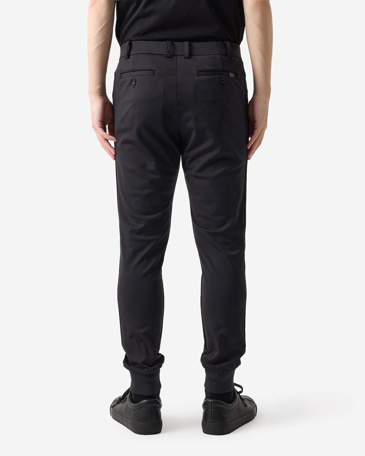 NAG SIGNATURE TAPERED PANTS