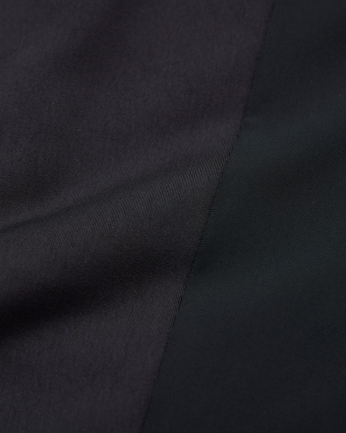 NAG SIGNATURE TAPERED PANTS