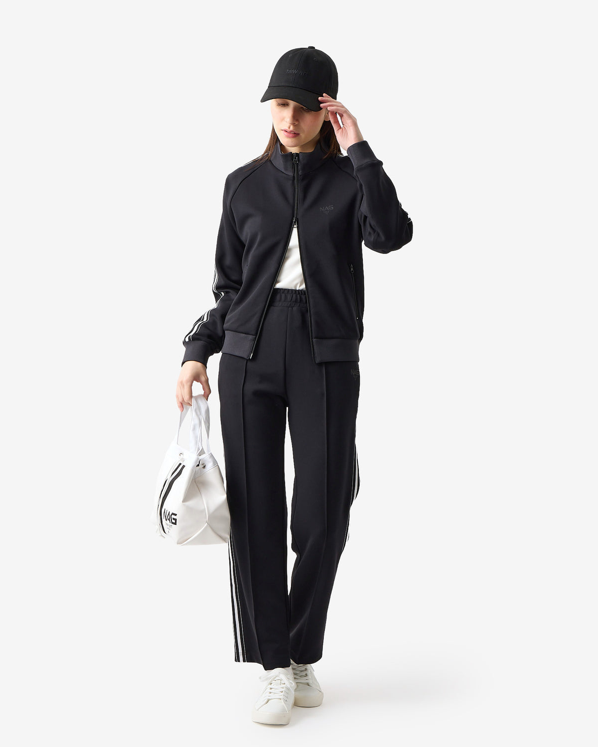 PERFORMANCE TRACK PANTS