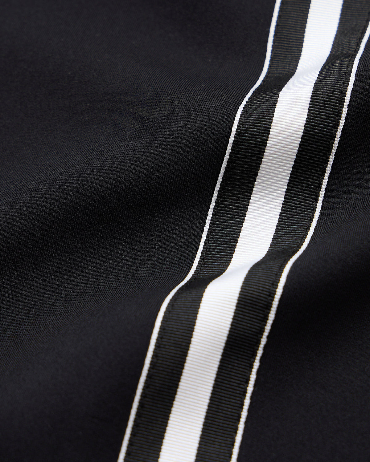 PERFORMANCE TRACK PANTS
