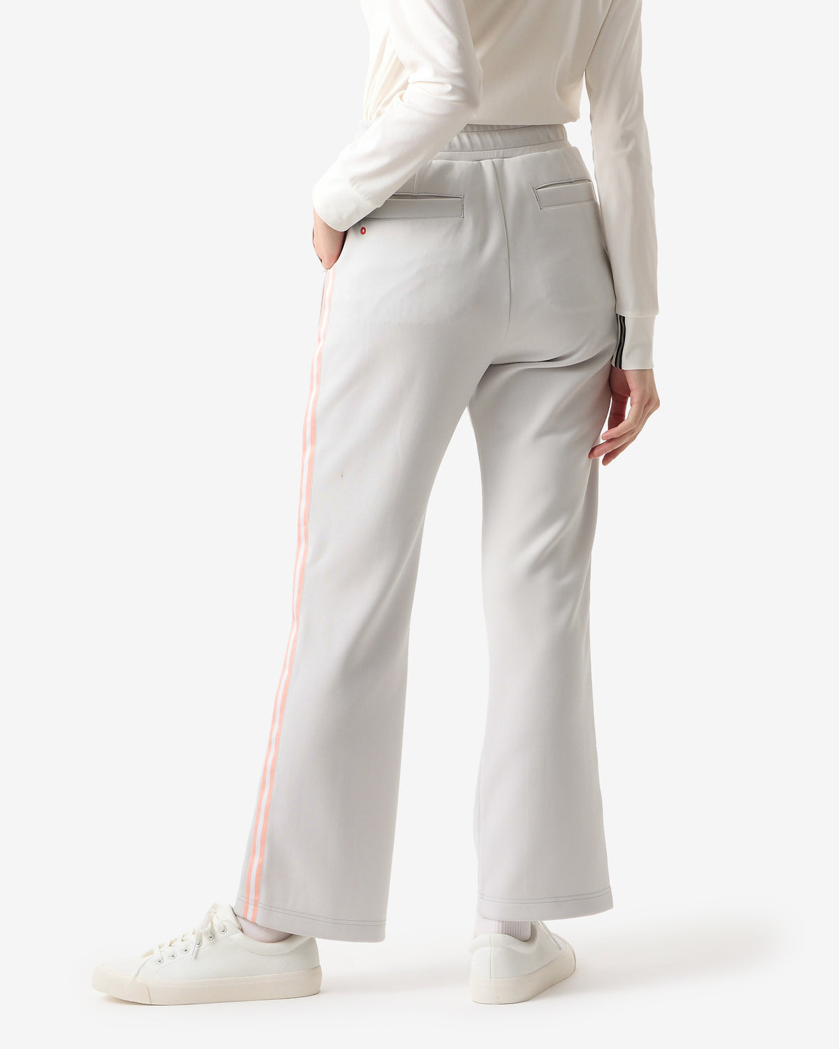 PERFORMANCE TRACK PANTS
