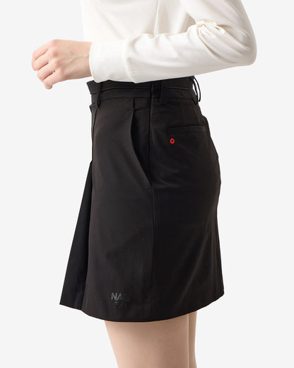 PERFORMANCE PLEATED SKIRT