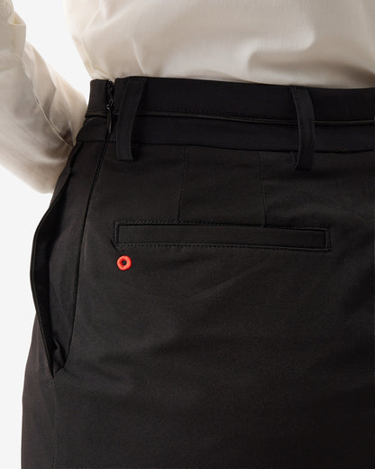PERFORMANCE PLEATED SKIRT