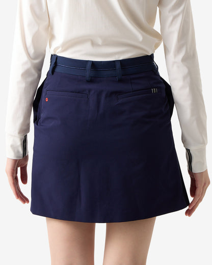 PERFORMANCE PLEATED SKIRT